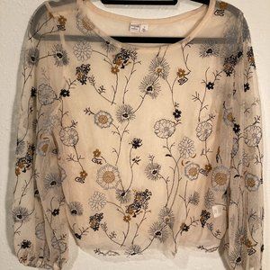 Melrose and Market Women's floral embroidered top M